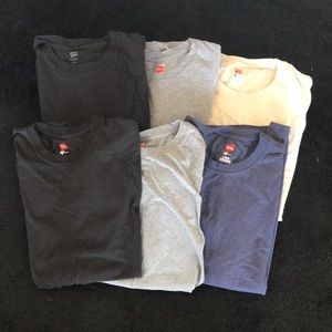 Men’s Hanes shirts